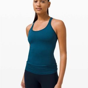 Like New Lululemon Ebb to street tank Sz.4 blue